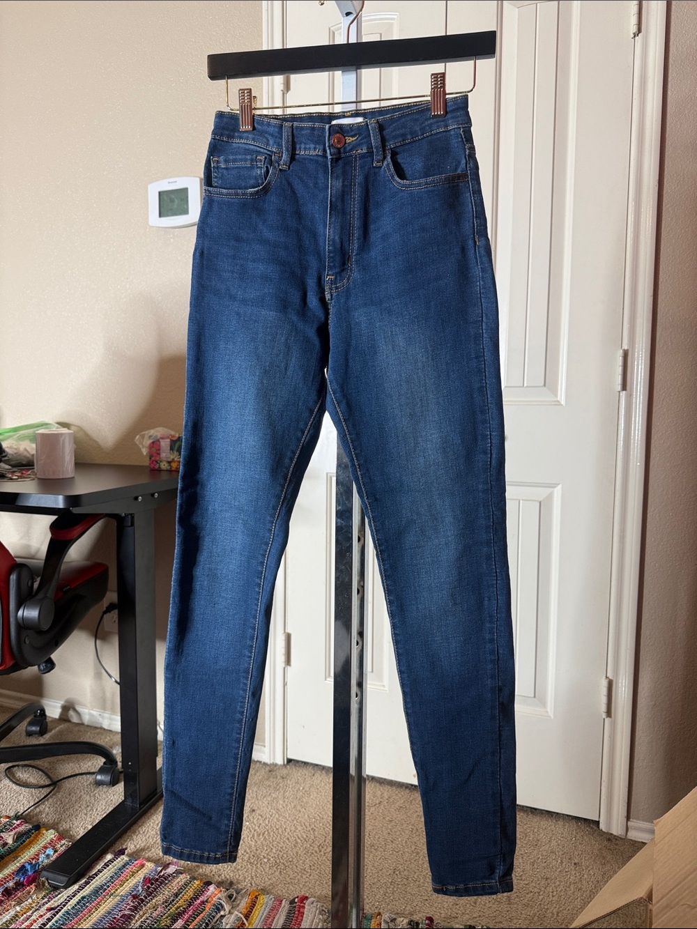 Forever 21 Men's Skinny Jeans in Dark Blue Denim